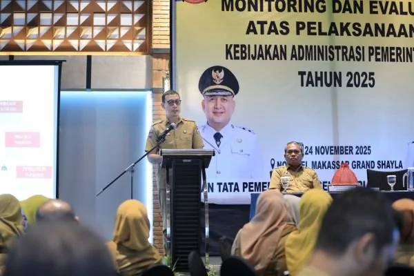 Sekda Makassar Andi Zulkifly saat Sambutan di Monitoring dan Evaluasi atas Pelaksanaan Kebijakan Administrasi Pemerintahan 2025 (Dok: Ist).