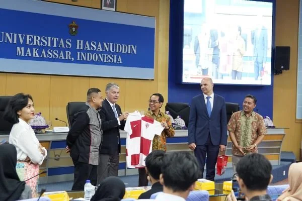 Universitas Hasanuddin menyelenggarakan kuliah umum dengan tema "Seeking Potential Collaboration Between Hasanuddin University and Croatian Higher Education Institution" (Dok : ist).