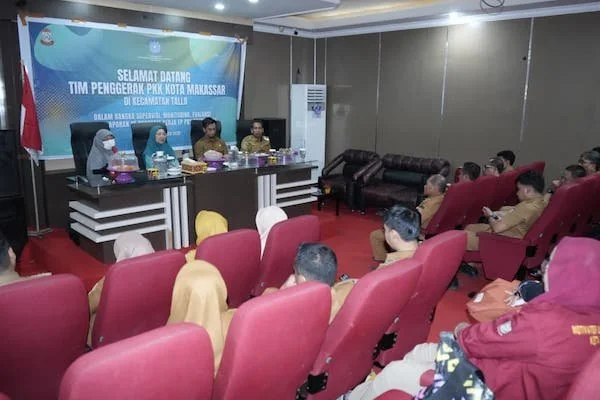 Ketua TP PKK Kota Makassar, Melinda Aksa Munafri saat Kegiatan Supervisi, Monitoring, Evaluasi, dan Pelaporan (SMEP), (Dok:Ist).