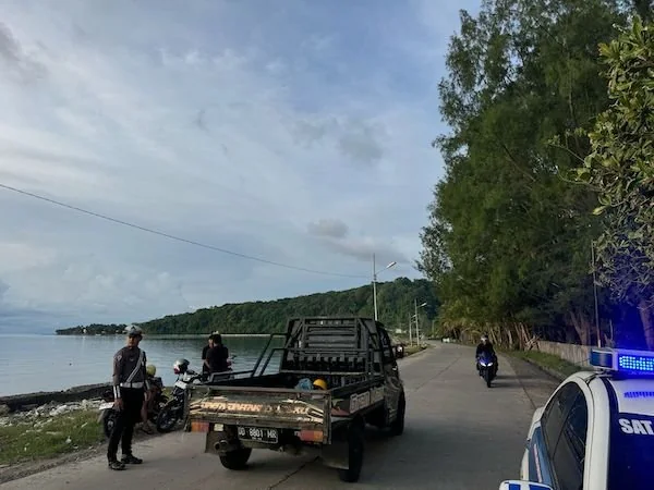 satuan lalulintas Polres selayar memberikan edukasi pada warga agar tidak melakukan Khamtibmas (Dok: Ist)