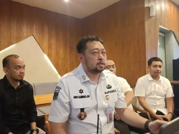Kepala Badan Pendapatan Daerah (Bapenda) Kota Makassar, Andi Asminullah, (Dok: Sinta KabarMakassar).
