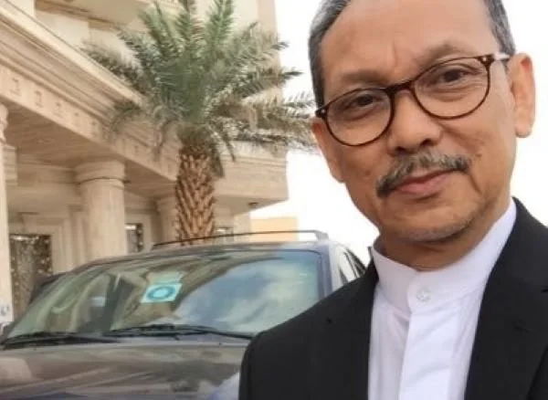 Guru Besar Ekonomi Universitas Hasanuddin, Hamid Paddu.