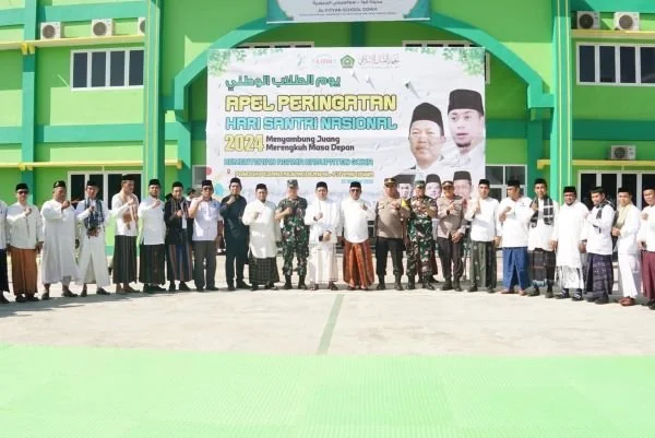 Peringatan Hari Santri Nasional Tahun 2024 di Pondok Pesantren Modern Al-Fityan, Desa Kanjilo, Kecamatan Barombong (Dok : Ist).