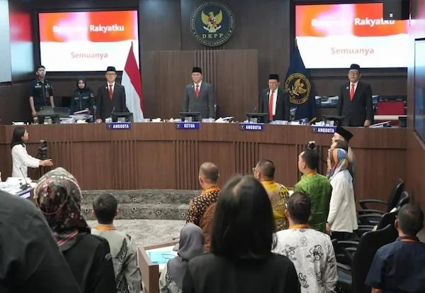 Pemeriksaan Ketua KPU RI Mochammad Afifuddin bersama sembilan penyelenggara pemilu, (Dok: Ist).