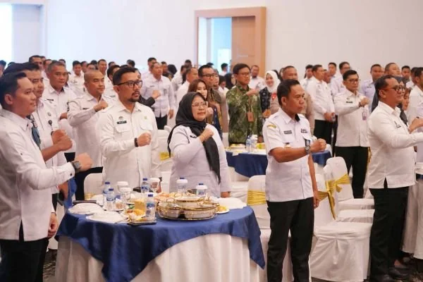 Kanwil Kemenkum Sulsel menghadiri Peringatan Hari Bakti Kementerian Imigrasi dan Pemasyarakatan ke-1 Tahun 2025. Dok. Ist