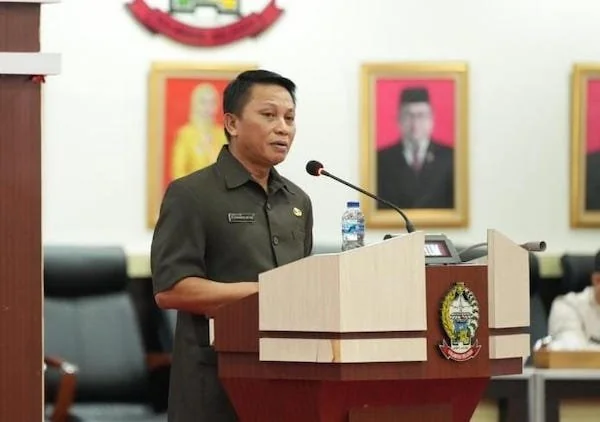 Plh Sekretaris Daerah Provinsi Sulsel, Andi Darmawan Bintang pada Rapat Paripurna DPRD (Dok: INT)