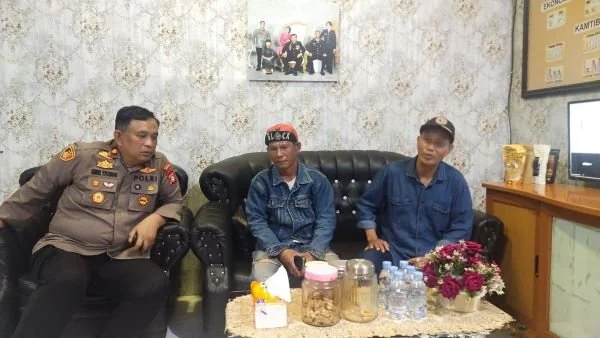 Klarifikasi dan permintaan maaf warga yang marahi sopir truk sampah di sekitar TPA Tamangapa (Dok: Ist).