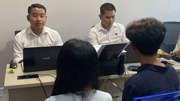 Pelaku pengeroyokan terhadap seorang mahasiswi (Dok: Atri KabarMakassar).