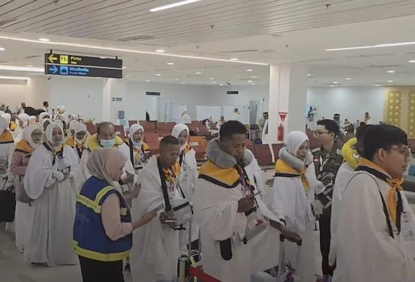ilustrasi jemaah calon haji di Bandara Internasional Sultan Hasanuddin Makassar (dok. Ist)