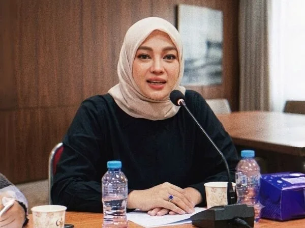 Sitti Nurliani Khanazahrah - Penulis, Dosen dan Pegiat Filsafat (Dok: Ist)
