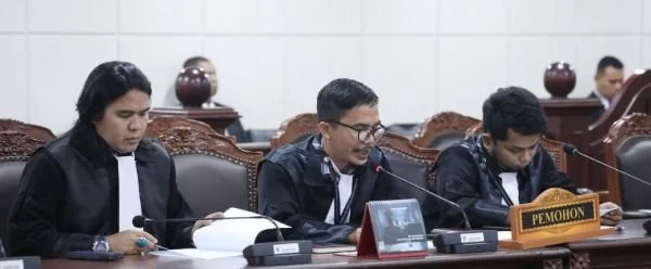 Kuasa hukum pemohon pengujian Undang-Undang tentang Kitab Undang-Undang Hukum Pidana (UU KUHP) menyampaikan perbaikan permohonan (Dok: Ist)