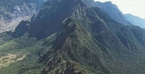 Gunung Bawakaraeng di Kabupaten Gowa (Dok : Int).