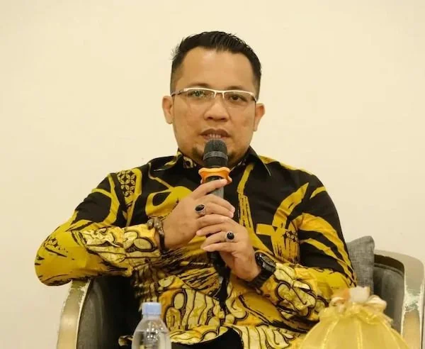 Dr.Mustaufiq.,S.IP.,SH.,M.Si.,MH.
