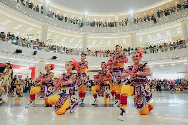 Indonesia Menari 2025 di Atrium Trans Studio Mall Makassar (dok. Ist)