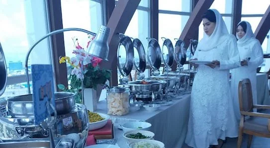 Suasana berbuka puasa di Hotel Aston Makassar pada bulan suci Ramadhan 2023. Dok IST