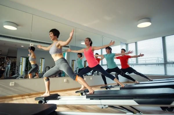 Ilustrasi melakukan pilates (Dok: Int).