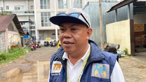 Ketua Tim Reaksi Cepat (TRC) PPA Pemkot Makassar, Makmur (Dok: Atri KabarMakassar).