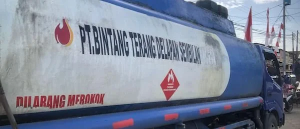 Mobil tangki yang memuat Solar diduga Ilegal (dok:ist)