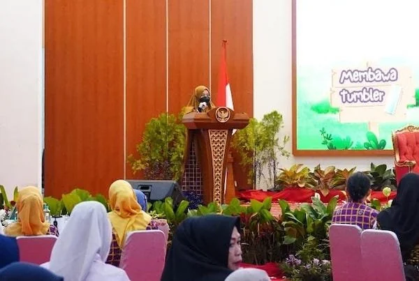 Bunda PAUD Sulawesi Selatan, Naoemi Octarina di Rumah Jabatan Gubernur Sulawesi Selatan (Dok: Ist)