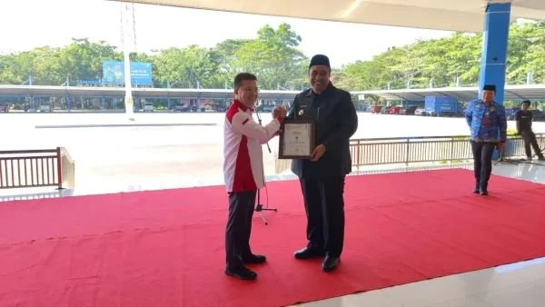 Bupati Maros, Chaidir Syam, telah resmi melantik ratusan anggota Badan Permusyawaratan Desa (Dok : Ist).