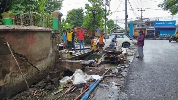 Penertiban PKL Kambing di Manuruki di Kota Makassar (Dok: Ist).