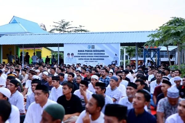 Lembaga Pemasyarakatan Kelas IIA Bulukumba bersama Pemerintah Kabupaten Bulukumba menggelar buka puasa bersama Warga Binaan Pemasyarakatan,  Jumat (29/3).