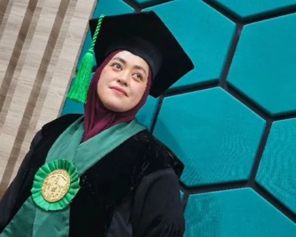 Dekan Fakultas Farmasi Universitas Muslim Indonesia (UMI), Prof. apt. Aktsar Roskiana Ahmad, Ph.D., (Dok: Ist)