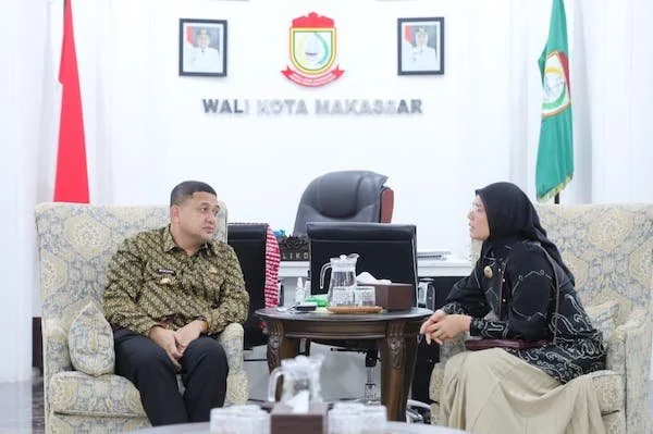 Wakil Wali Kota Banjarmasin Hj. Ananda saat Bertemu Wali Kota Makassar Munafri Arifuddin (Dok: Ist).