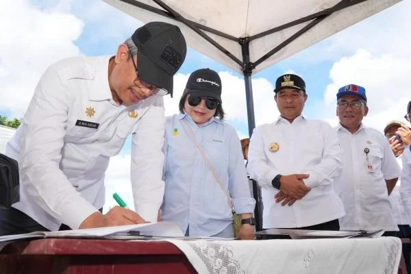 Penjabat Sekretaris Daerah Provinsi Sulawesi Selatan (Sulsel), Andi Muhammad Arsjad menandatangani MoU budidaya pisang cavendish.