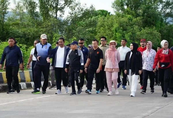 Kapolda Sulbar saat mendampingi Wakil Presiden.