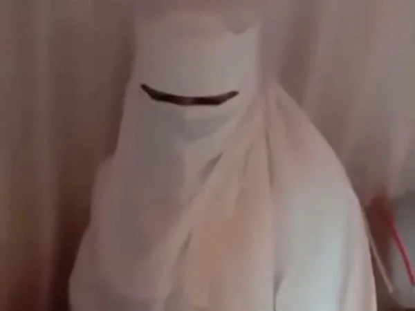 Pria yang berpura-pura jadi mempelai wanita di Pinrang (Dok: Ist).