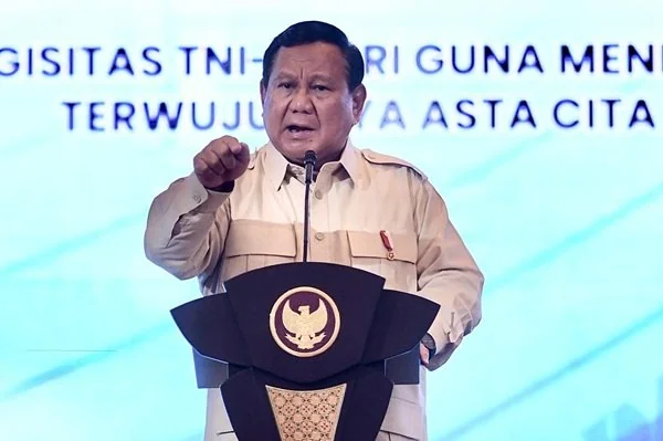 Presiden Prabowo Subianto saat memberikan pengarahannya pada Rapat Pimpinan (Rapim) TNI Polri Tahun 2025 yang digelar di The Tribrata, Jakarta (Dok : Ist).