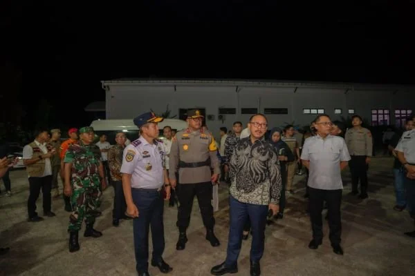 Gubernur bersama Forkopimda Sulbar saat melakukan pemantauan Pos PAM terpadu (dok:ist)