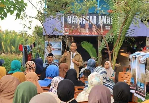 Abdul Rahman Bando menggelar sosialisasi di Pampang 4, Kecamatan Panakkukang, Kota Makassar, Selasa (24/9). Foto ist