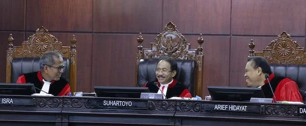 Persidangan Pengucapan Putusan Perkara Nomor 232/PHPU.BUP-XXIII/2025 Perselisihan Hasil Pemilihan Umum Bupati Kabupaten Jeneponto, Senin (24/2) di Ruang Sidang Pleno MK. (Foto/Situs MK).