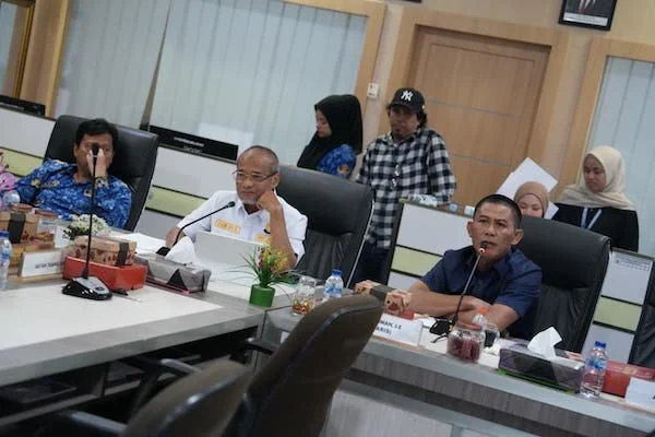 Suasana Rapat Kerja Bersama Pemenang Tender Managemen Konstruksi, (Dok: Ist).