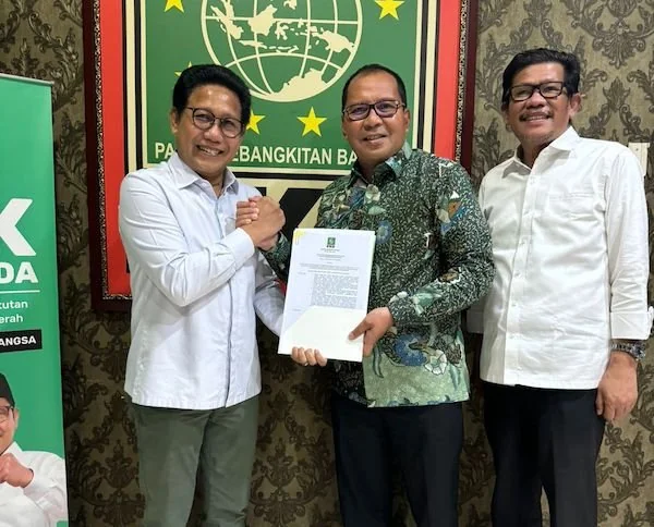 Danny Pomanto dapatkan surat rekomendasi oleh PKB untuk maju di Pilgub Sulsel 2024 (Dok: Atri KabarMakassar)