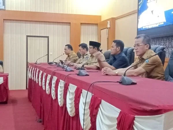 Badan Perencanaan Daerah Kabupaten Bantaeng menggelar Forum Perangkat Daerah Penyusunan RKPD Kabupaten Bantaeng Tahun 2025 yang secara resmi di buka oleh Pj Bupati Bantaeng Andi Abubakar di Ruang Pola Kantor Bupati Bantaeng, Senin (25/3).