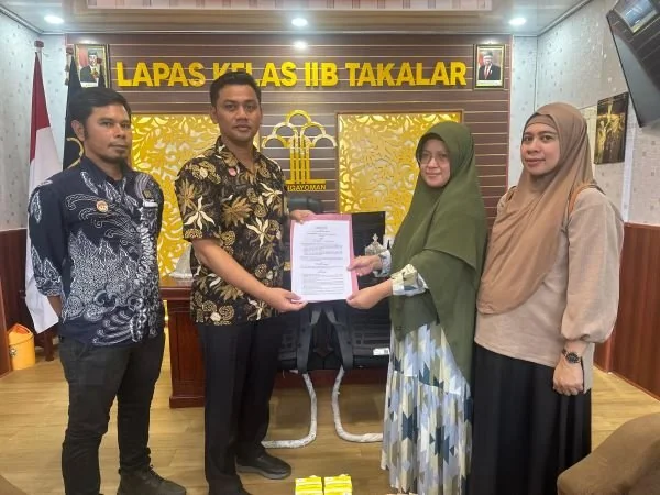 Lapas Kelas IIB Takalar melakukan penandatanganan perjanjian kerja sama (PKS) terkait pelayanan pengobatan Tuberkulosis dengan strategi DOTS dengan Puskesmas Pattallassang.