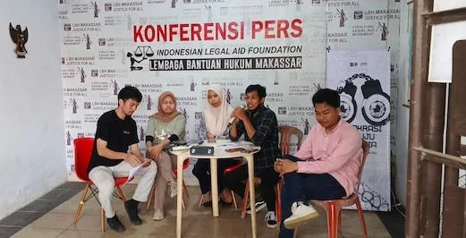 konferensi pers LBH Makassar