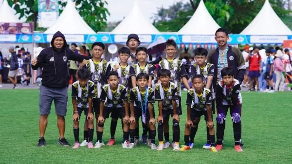 Siswa Bosowa School Makassar Ikuti Kompetisi PSSI Piala Soeratin U13 Sulsel 2026. (Dok: Ist)