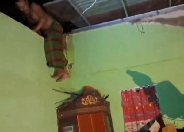 Pelaku SA saat mencoba kabur dari polisi. (Dok: Ist)