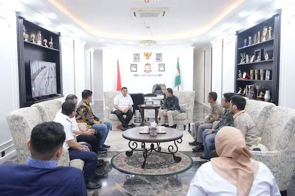 Audiensi Wali Kota Makassar, Munafri Arifuddin dengan GM PLN UID Sulselrabar, Edyansyah (dok ist)