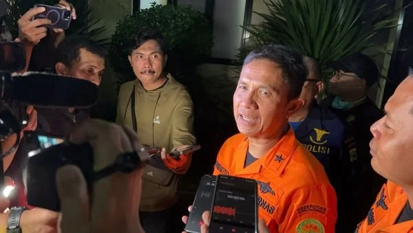 Direktur Operasi Basarnas RI, Laksamana Pertama TNI Yudhi Bramantyo memberikan keterangan (Dok: Dwiki)