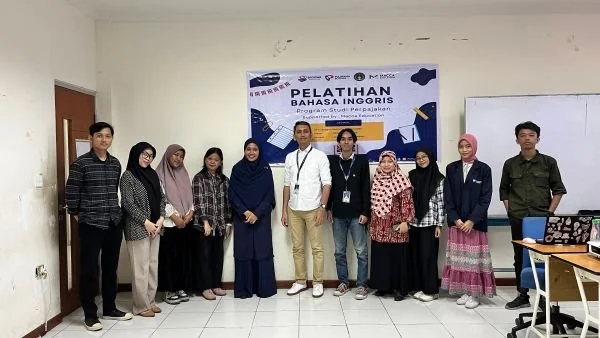 Pelatihan Bahasa Inggris Mahasiswa Perpajakan Poltekbos (Dok : Ist).
