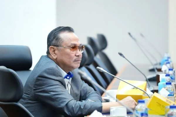 Anggota DPR RI dari Fraksi Partai Demokrat, Irjen Pol (Purn) Frederik Kalalembang (Dok : Ist).