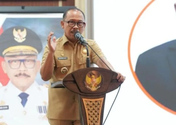Gubernur Sulbar Suhardi Duka saat memimpin Apel Virtual Lingkup Pemerintah Provinsi Sulawesi Barat. (Dok: Ist)