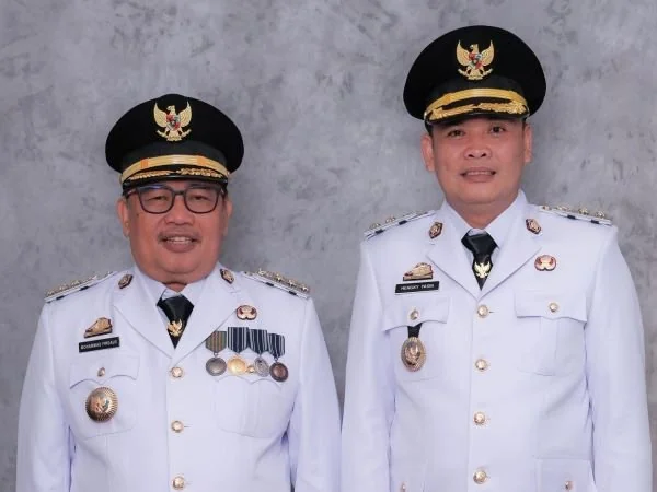 Bupati Takalar Moh. Firdaus Daeng Manye dan Wakil Bupati Hengky Yasin (Dok : Ist).