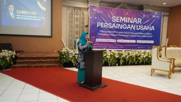 Universitas Bosowa menyelenggarakan Seminar Persaingan Usaha bertema “Mengenal KPPU Lebih Dekat: Peran Generasi Muda dalam Mewujudkan Persaingan Usaha yang Sehat dan Berkeadilan”. Dok. Ist