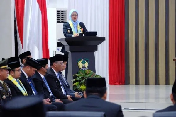 Bupati Gowa, Sitti Husniah Talenrang saat Sidang Paripurna DPRD Kabupaten Gowa di Ruang Rapat Paripurna DPRD (Dok : Ist).
